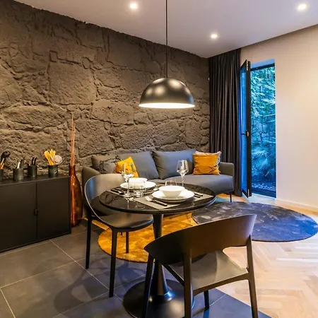 Luxury Oasis In Bonfim By Lovelystay Apartment